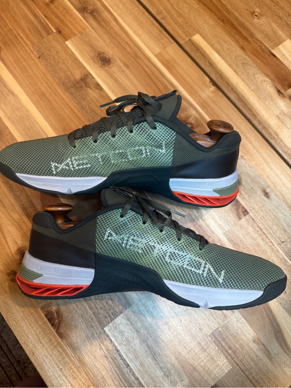 Men’s Nike Metcon 7 training shoes - Picture 4 of 7